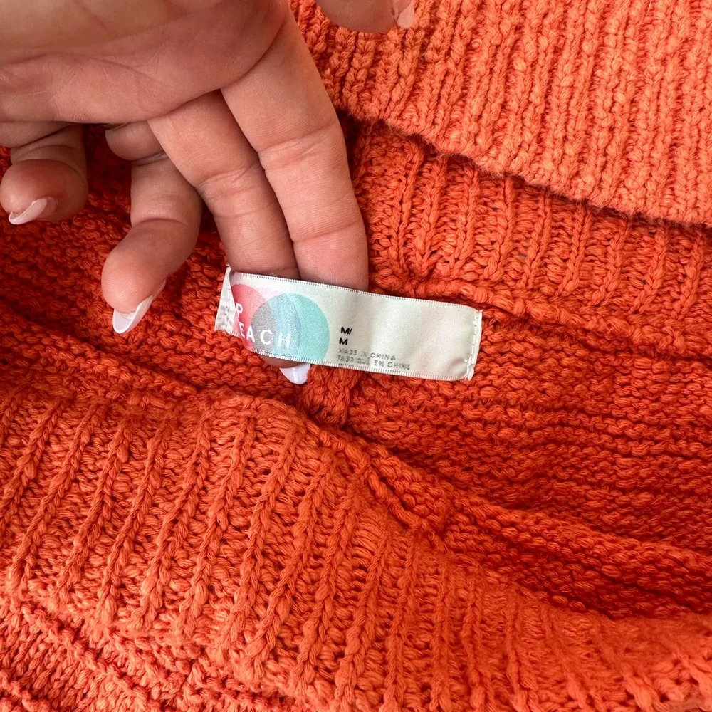 || Free People || Sweater and Short Set - Picture 3 of 6